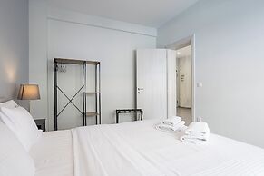 The Omnia Collection Pagrati