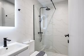 The Omnia Collection Pagrati