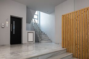 The Omnia Collection Pagrati