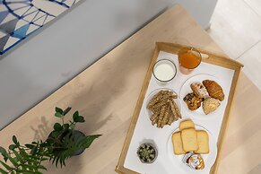 The Omnia Collection Pagrati