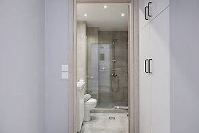 The Omnia Collection Pagrati