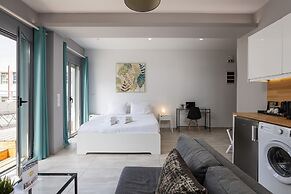 The Omnia Collection Pagrati