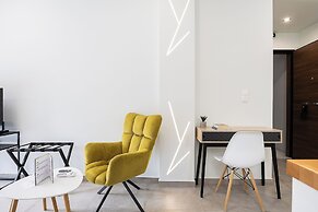 The Omnia Collection Pagrati