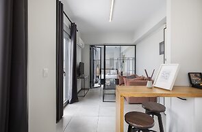 The Omnia Collection Pagrati