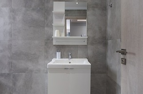 The Omnia Collection Pagrati