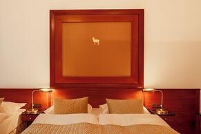 Hotel Golden Lamb