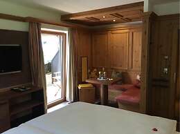 Alpin Hotel Garni Eder Private Living