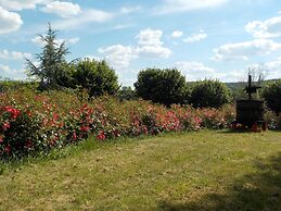 La Colline aux Fustes