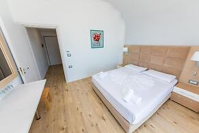 Hotel Saranda Palace