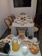 El Jardin De Su Merced B&B