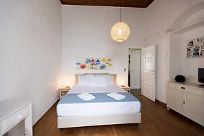 Mykonos Old Harbor Suite