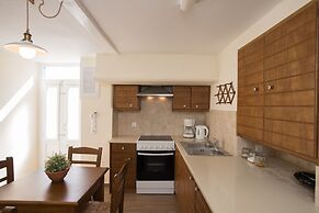 Mykonos Old Harbor Suite