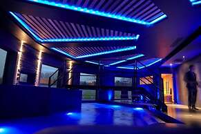 Cave Hotel & Golf Resort