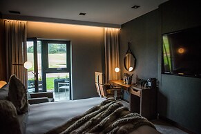 Cave Hotel & Golf Resort