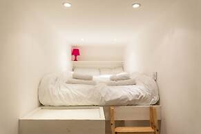 Beautiful City Center 2 Bed Apartment with Park View