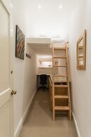 Beautiful City Center 2 Bed Apartment with Park View