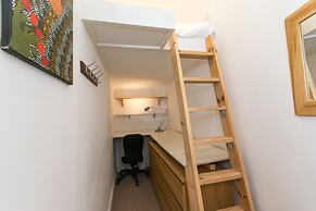 Beautiful City Center 2 Bed Apartment with Park View