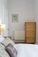 Beautiful City Center 2 Bed Apartment with Park View