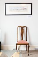 Beautiful City Center 2 Bed Apartment with Park View