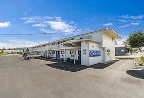 Motel 6 Burlington, WA