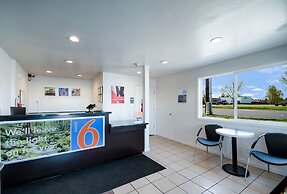 Motel 6 Burlington, WA