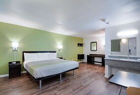 Motel 6 Burlington, WA