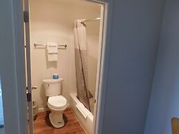 Motel 6 Burlington, WA