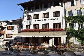 Hotel De Ville