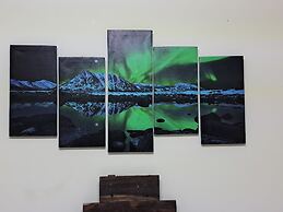 Mahasand Suites, Hostel & Hotel