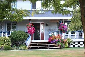 Mt Bakerview Bed and Breakfast