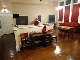 Davie School Inn