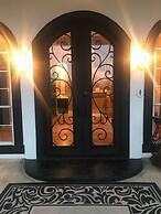 The Plantation House Boutique Inn