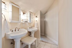 The Plantation House Boutique Inn