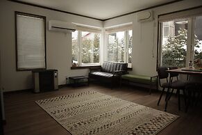 Chalet Burlap Furanui