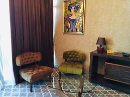 Gallery Art Hotel