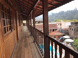 Hotel Montanus