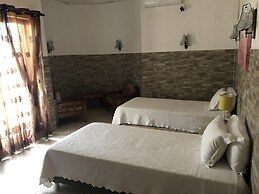 Quartos e Apartamentos Atalaia