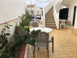 Quartos e Apartamentos Atalaia