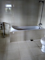 Monkey Forest Bungalow