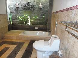 Monkey Forest Bungalow