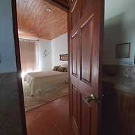 Casa Alice Surf Lodge - Hostel