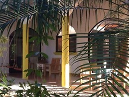 Casa Alice Surf Lodge - Hostel