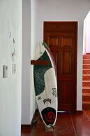 Casa Alice Surf Lodge - Hostel