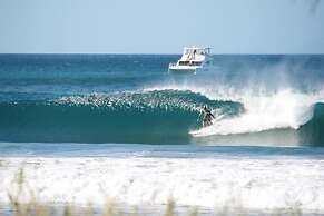 Casa Alice Surf Lodge - Hostel