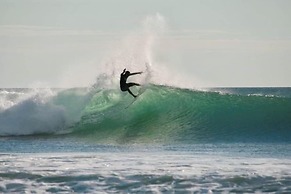 Casa Alice Surf Lodge - Hostel