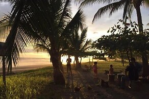 Casa Alice Surf Lodge - Hostel