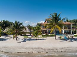 Sirenian Bay Resort - Villas & All Inclusive Bungalows