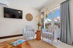 Sirenian Bay Resort - Villas & All Inclusive Bungalows