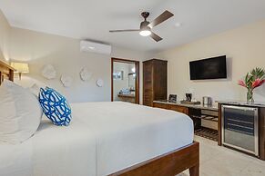 Sirenian Bay Resort - Villas & All Inclusive Bungalows