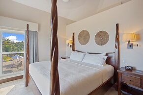 Sirenian Bay Resort - Villas & All Inclusive Bungalows